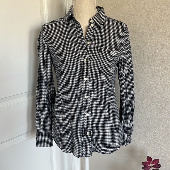 J. Crew Tops - J. Crew boy fit top